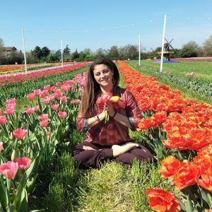 5 Tulipani +1 LEZIONE YOGA OMAGGIO - 29 marzo ore 18:00